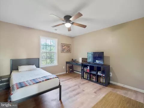 337 Drewery Ln, Falling Waters, WV 25419 photo 28