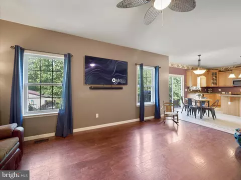337 Drewery Ln, Falling Waters, WV 25419 photo 15