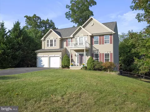 337 Drewery Ln, Falling Waters, WV 25419 photo 3