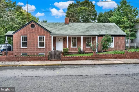 510 Hooge St, Martinsburg, WV 25404