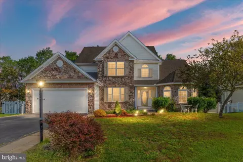 103 Sequoia Dr, Inwood, WV 25428