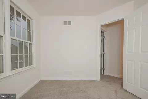 Bedroom - 251 Morningside Dr, Falling Waters, WV 25419 photo 3 of 5
