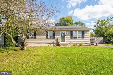 271 Cashmere Dr, Martinsburg, WV 25404