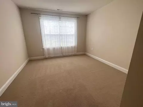 Bedroom - 31 Durham Ct, Falling Waters, WV 25419 photo 4 of 4