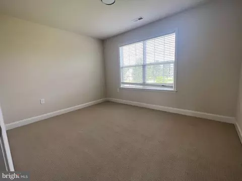 Bedroom - 31 Durham Ct, Falling Waters, WV 25419 photo 2 of 4