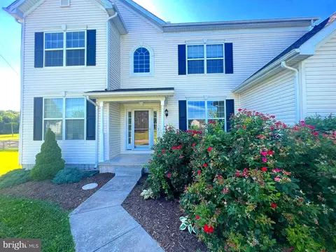 Exterior - 31 Durham Ct, Falling Waters, WV 25419 photo 3 of 8