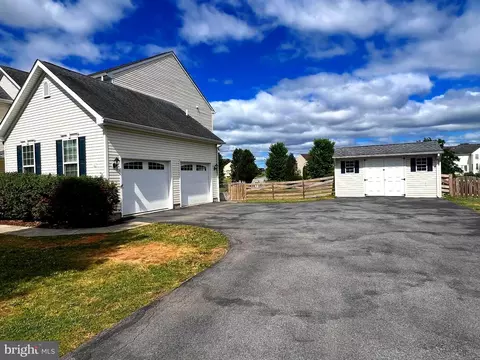 Exterior - 31 Durham Ct, Falling Waters, WV 25419 photo 4 of 8