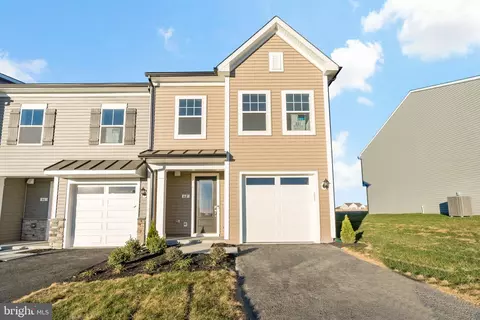 62 Spool Rd, Inwood, WV 25428