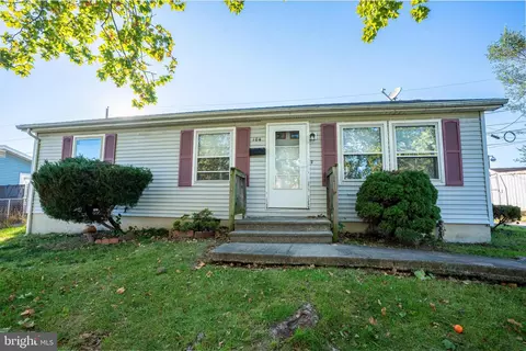 104 N Elijah St, Martinsburg, WV 25401