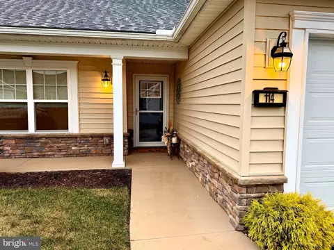 114 Saffron Ter, Falling Waters, WV 25419 photo 38