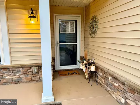 114 Saffron Ter, Falling Waters, WV 25419 photo 6