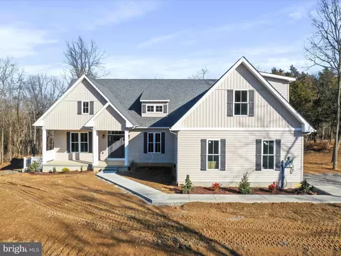 2269 Grade Rd, Falling Waters, WV 25419
