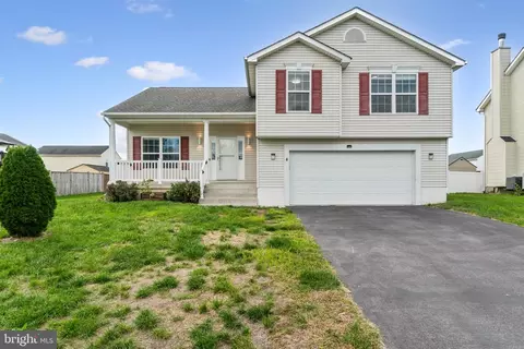 300 Corbin Heights Way, Martinsburg, WV 25404
