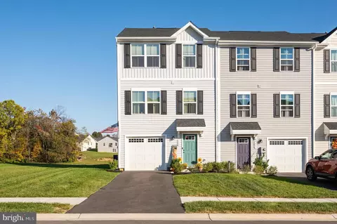 113 Ogunquit Dr, Martinsburg, WV 25403