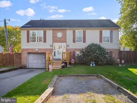101 Ascot Dr, Martinsburg, WV 25404