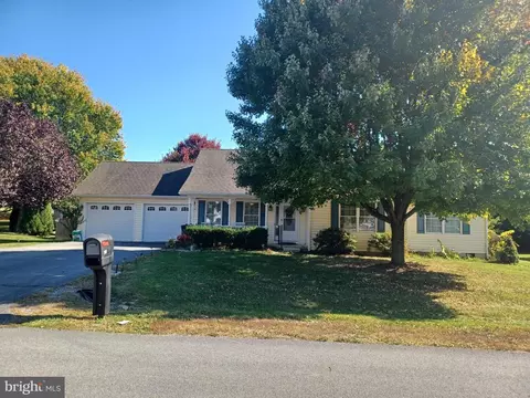118 Gordon Dr, Hedgesville, WV 25427
