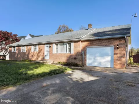 51 Ceramic, Kearneysville, WV 25430