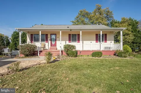 96 Minister Dr, Martinsburg, WV 25404