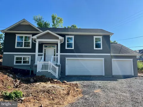 26 Duluth Dr, Martinsburg, WV 25404