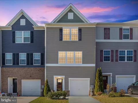 81 Drexel Ct, Martinsburg, WV 25404