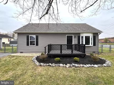 320 Half St, Martinsburg, WV 25404