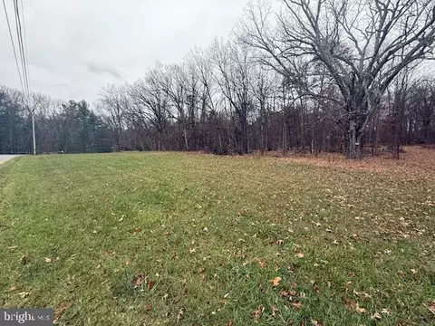 25 Peacock Pl, Hedgesville, WV 25427
