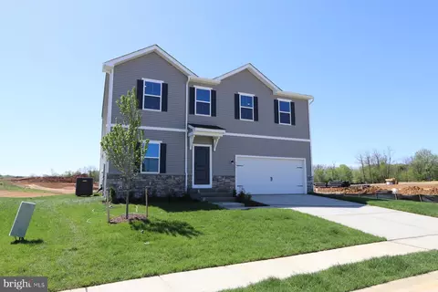 151 Salute Cir, Martinsburg, WV 25405