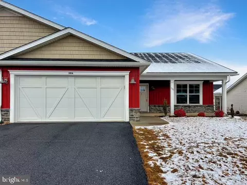 396 Dripping Spring Dr, Hedgesville, WV 25427