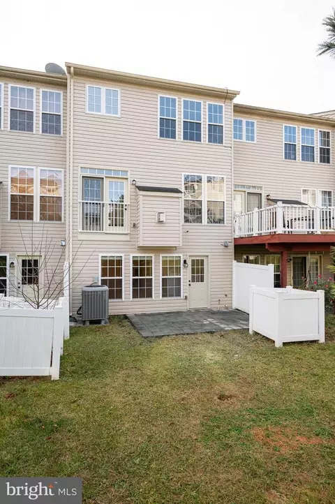 Exterior - 38 Streamside Pl, Falling Waters, WV 25419 photo 3 of 10