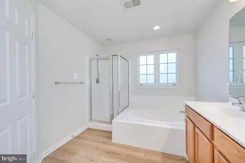 Entry Way - 38 Streamside Pl, Falling Waters, WV 25419 photo 3 of 7