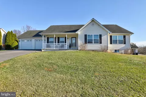 67 Conscription Way, Hedgesville, WV 25427