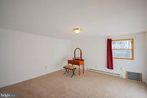 Bedroom - 115 Dove Ln, Falling Waters, WV 25419 photo 8 of 11