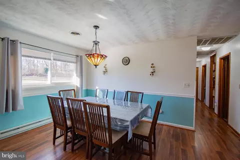 Dining - 115 Dove Ln, Falling Waters, WV 25419 photo 2 of 3