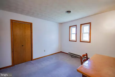 Bedroom - 115 Dove Ln, Falling Waters, WV 25419 photo 7 of 11