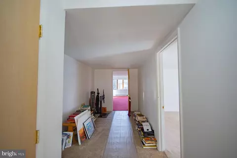 Entry Way - 115 Dove Ln, Falling Waters, WV 25419 photo 6 of 8