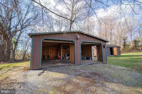 Exterior - 115 Dove Ln, Falling Waters, WV 25419 photo 13 of 15
