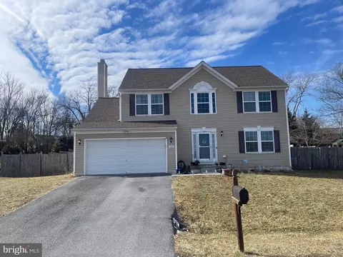 428 Calvert Cir, Bunker Hill, WV 25413