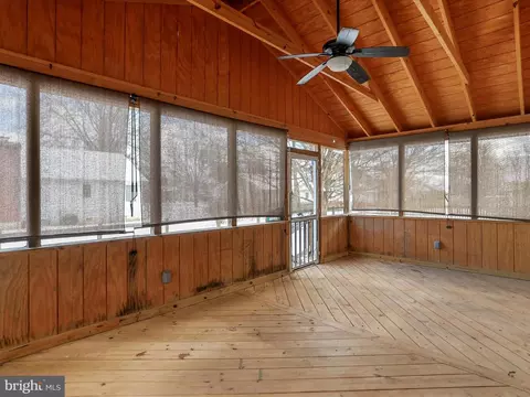 75 Stanford Ln, Falling Waters, WV 25419 photo 12