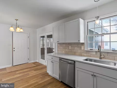 75 Stanford Ln, Falling Waters, WV 25419 photo 7