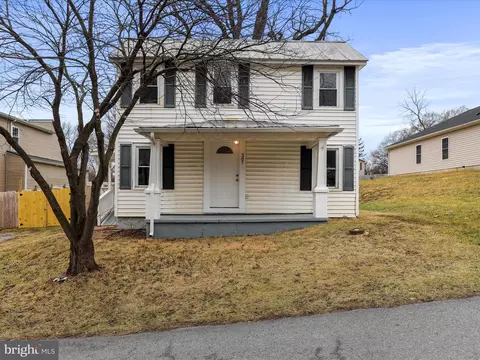 307 Rothwell Ave, Martinsburg, WV 25404