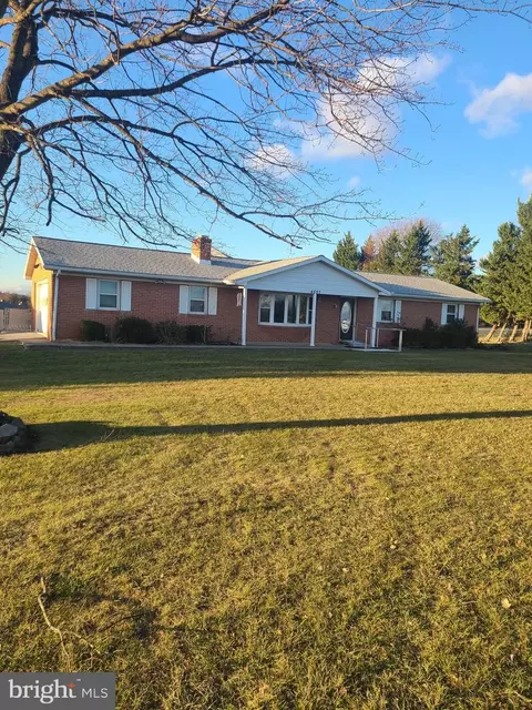 4697 Williamsport Pike, Martinsburg, WV 25404