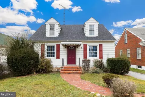 230 Warm Springs Ave, Martinsburg, WV 25404