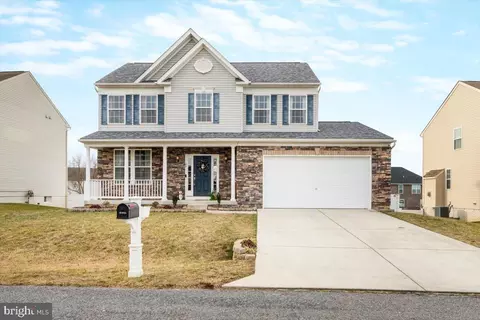 65 Kennedy Cir, Martinsburg, WV 25404
