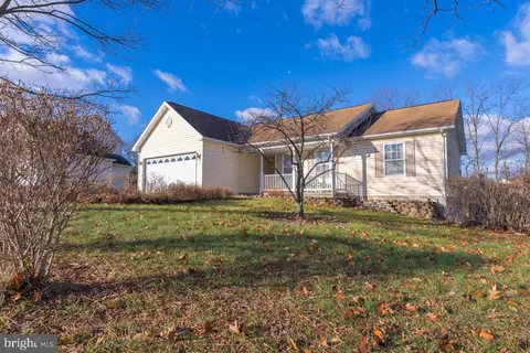 202 Ives St, Martinsburg, WV 25405