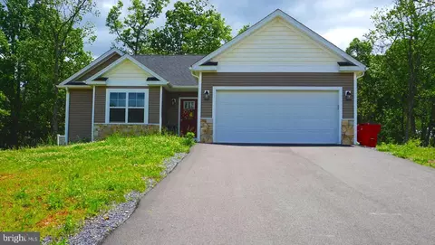 183 Escape Ct, Hedgesville, WV 25427