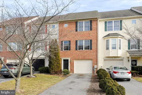 92 Teague Ln, Martinsburg, WV 25404