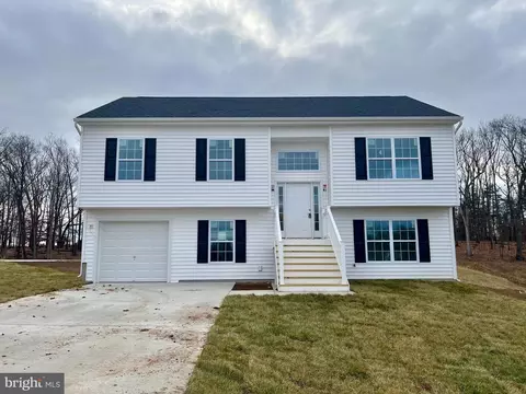 33 Wattley Ct, Martinsburg, WV 25405