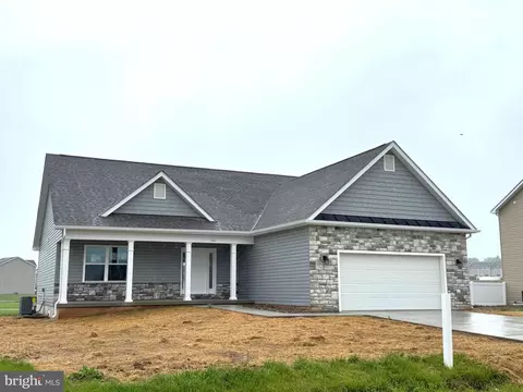 115 Santiago Cir, Martinsburg, WV 25403