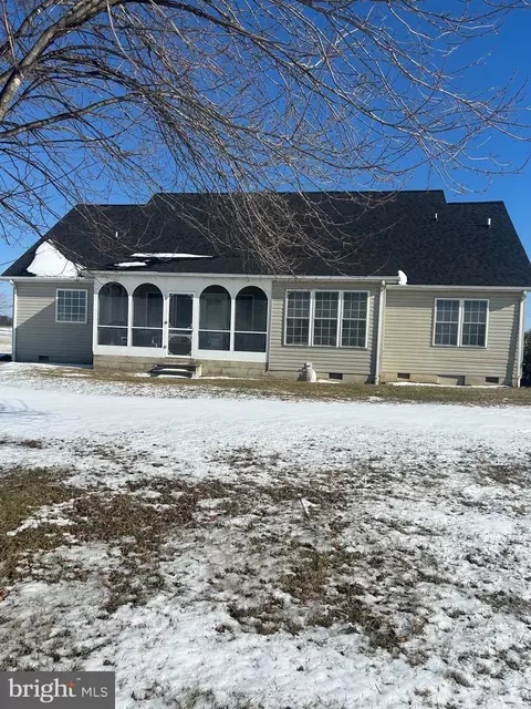Exterior - 569 Tice Rd, Falling Waters, WV 25419 photo 6 of 11
