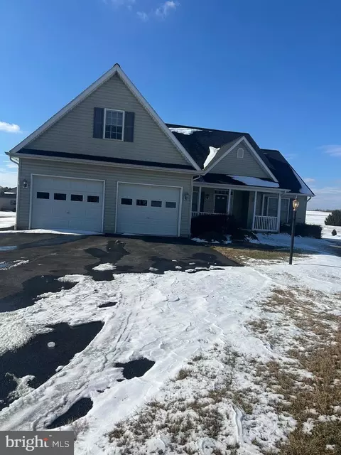 Exterior - 569 Tice Rd, Falling Waters, WV 25419 photo 7 of 11